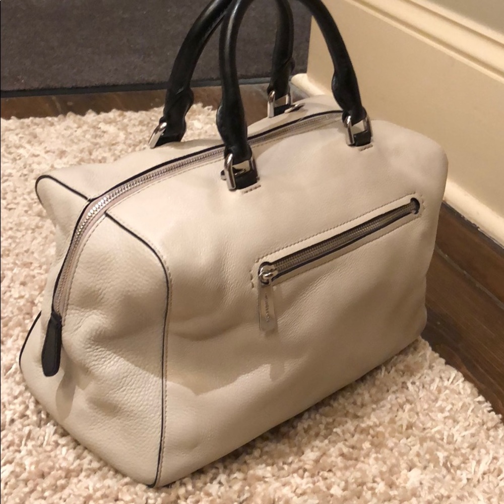 Michael Kors Purse - Picture 4 of 7